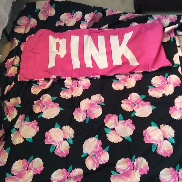 π*Rare* htf VS Pink duvet cover π - Picture 2 of 5